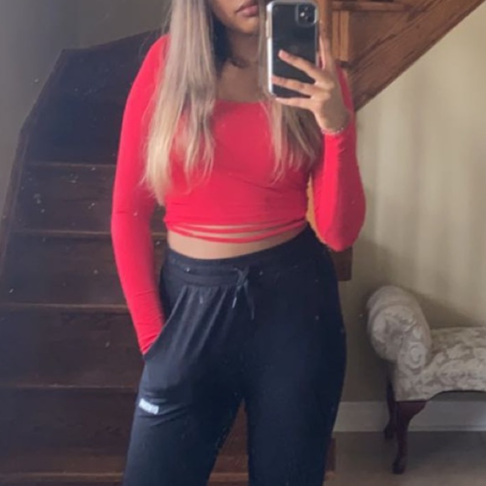 Garage - square neck crop tie long sleeve